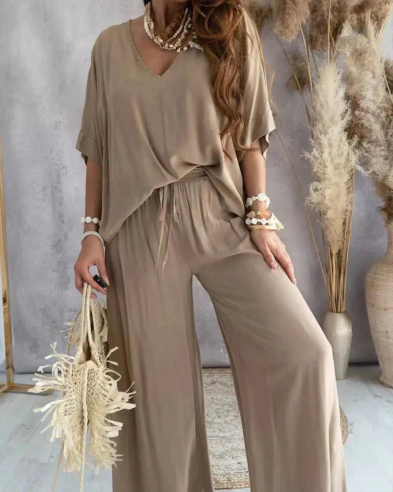 Wendy Women's Suit | Timeless Design, Comfortable and Elegant 4