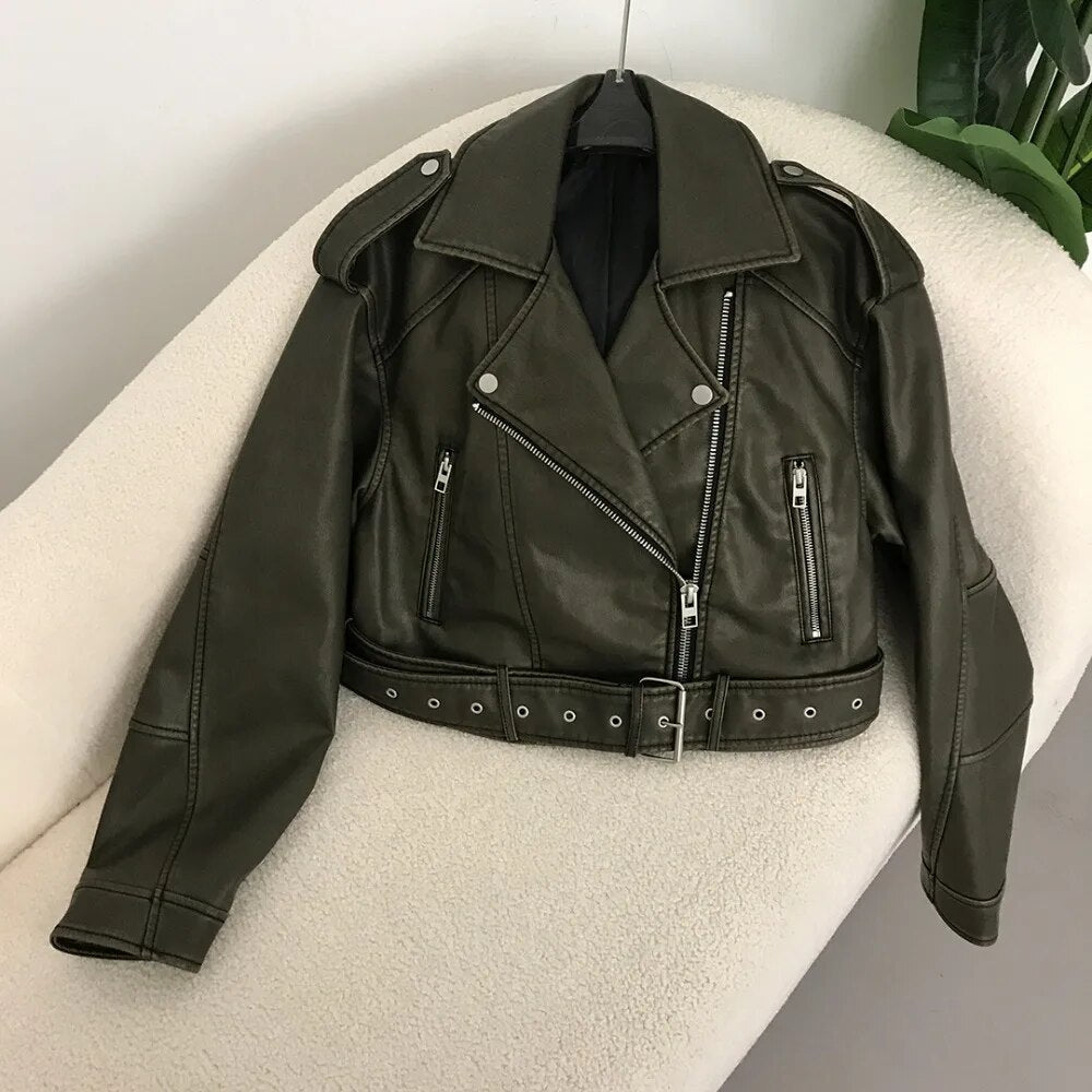 Wolff Women's Jacket | Black, Elegant 2