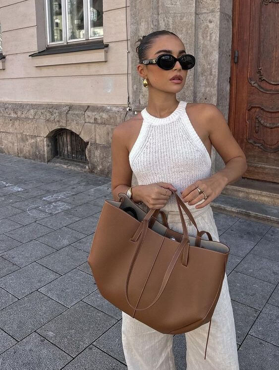 Wolff Women's Shoulder Bag | Spacious Weekend Bag 1