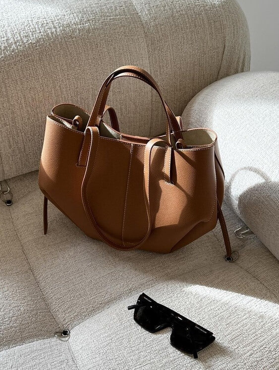 Wolff Women's Shoulder Bag | Spacious Weekend Bag 2
