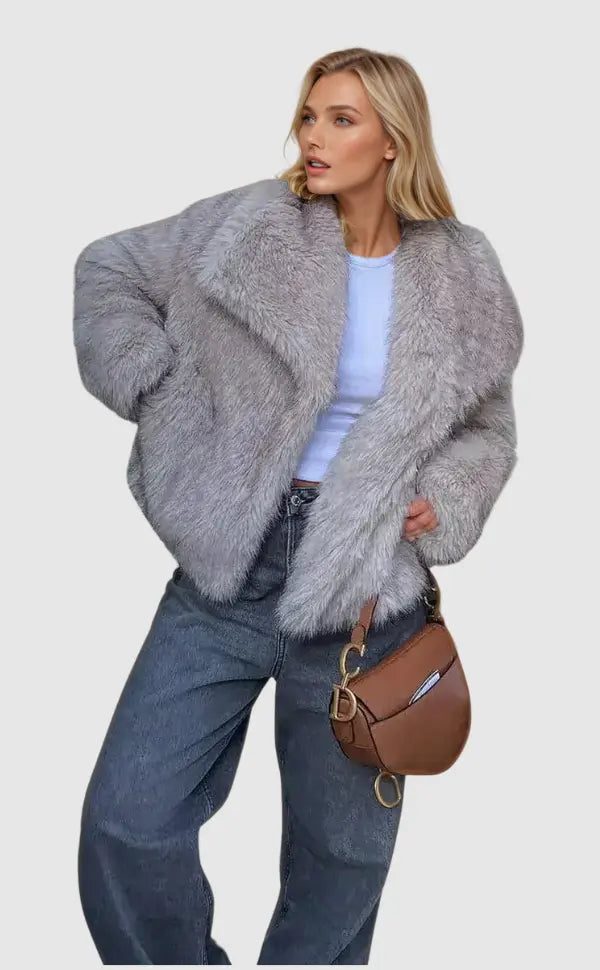 Women's Winter Coat with Luxury Lining and Slightly Tailored Fit – Elegant Women's Winter Coat 2