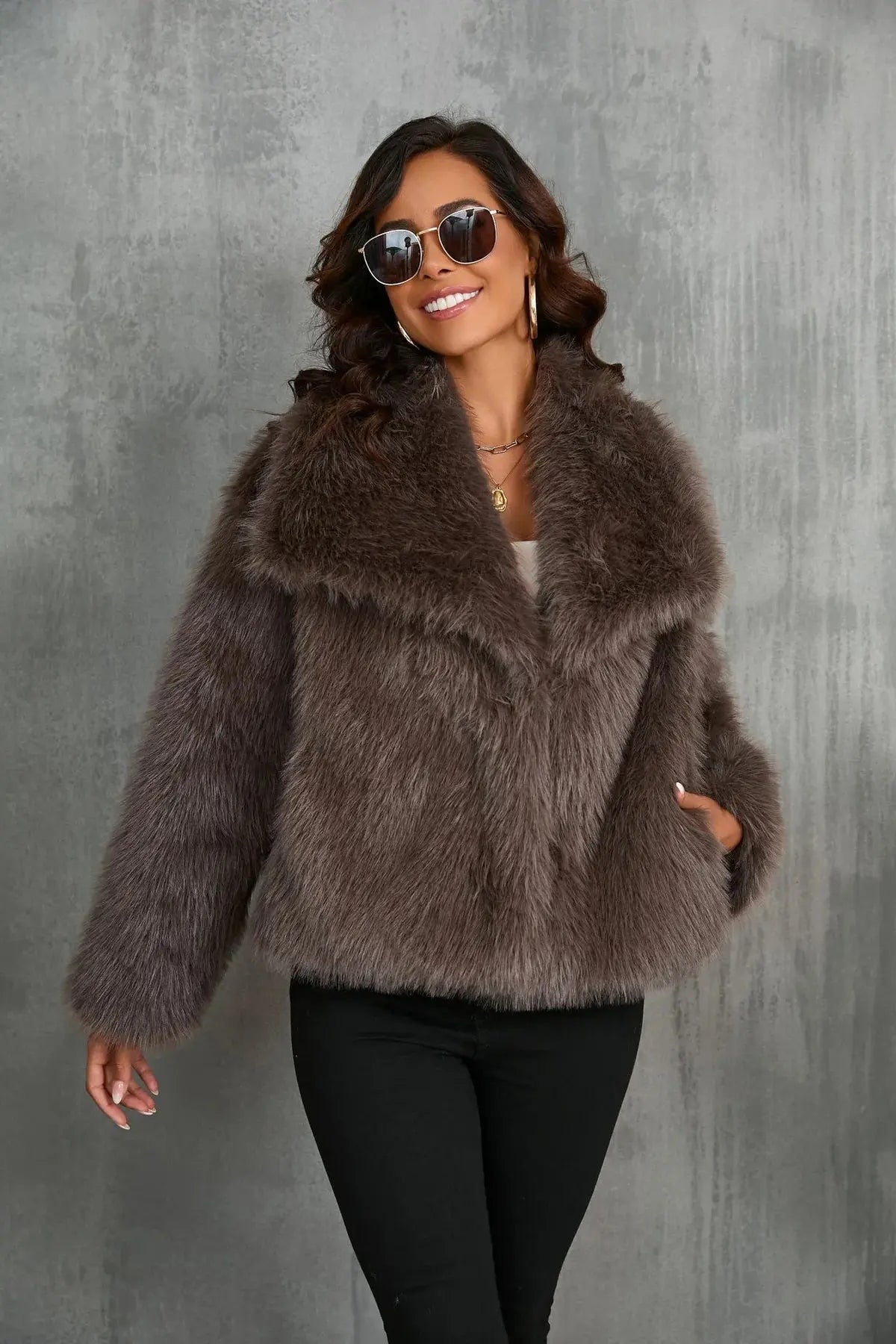 Women's Winter Coat with Luxury Lining and Slightly Tailored Fit – Elegant Women's Winter Coat 4