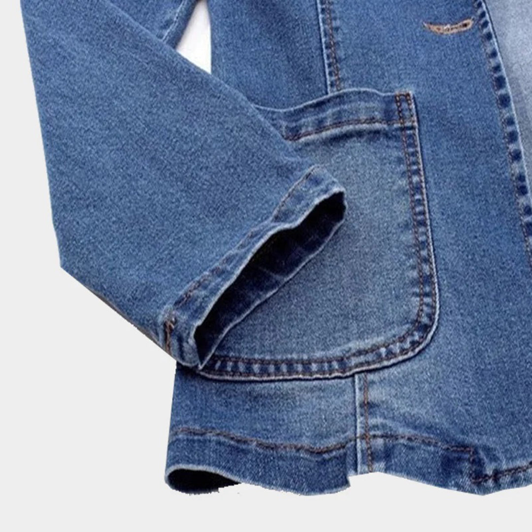 YUKA | Denim Blazer with Timeless Cut and Modern Twist 4