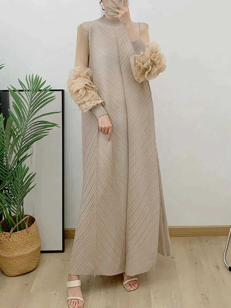 Yamira | Elegant Flowy Maxi Dress for Every Occasion 3
